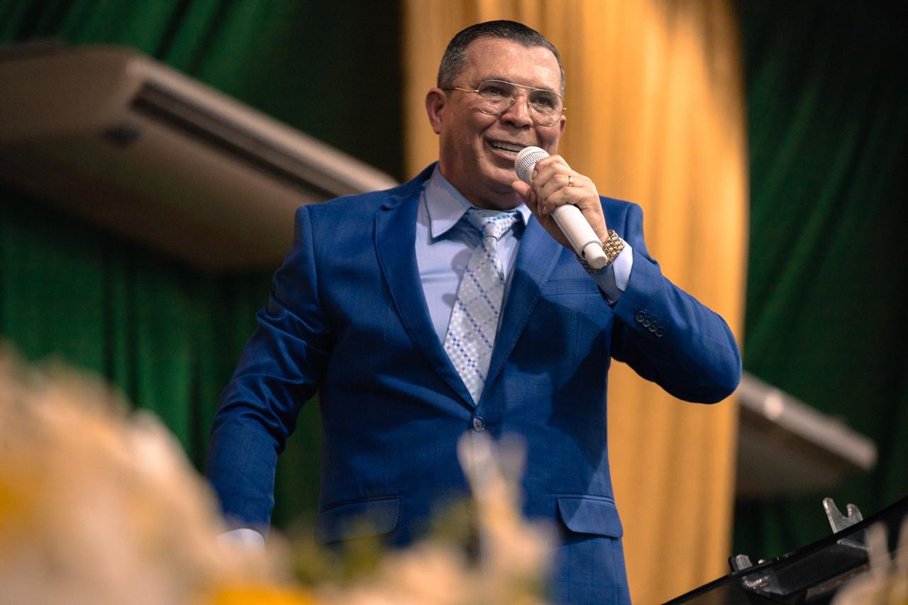 Pastor Cláudio Gama